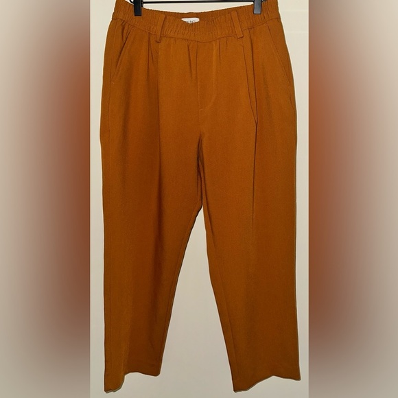 On 34th Women’s Double Weave Pull On Ankle Pants - Size M - Picture 3 of 6
